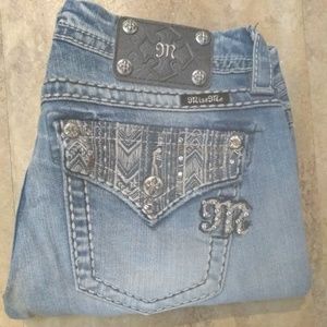 Miss Me jean capris! Size 28!